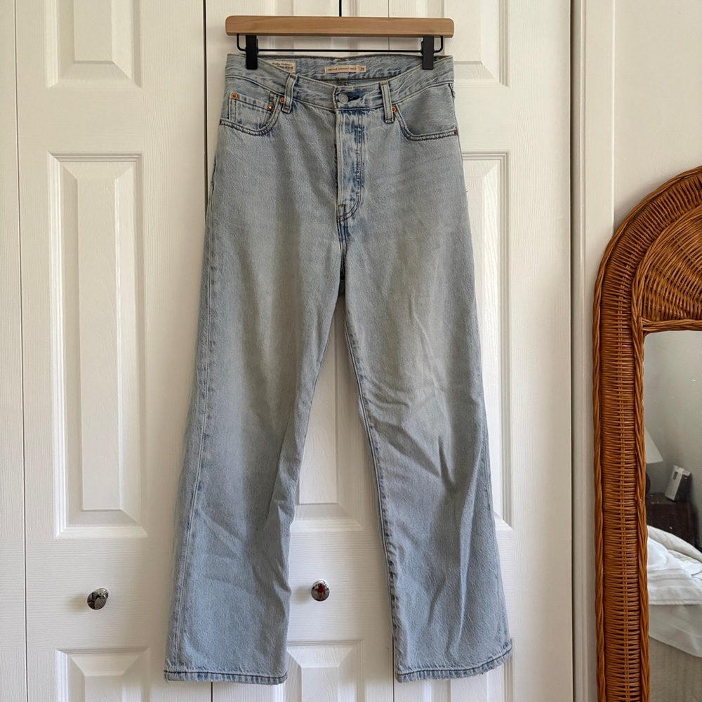 Levi's Ribcage Straight Ankle Jeans